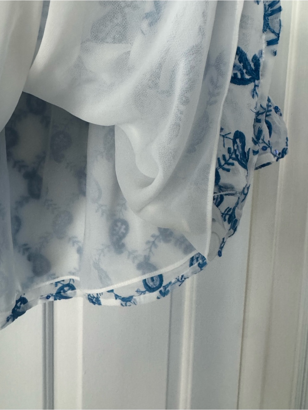 Lilly Pulitzer White Top with Blue Paisley Print with Sequins - Picture 5 of 5